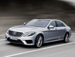 S-Class Luxury Evolution in Automotive Industry